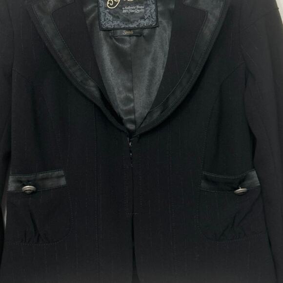 Guess Y2K Black Fitted Crop Blazer w/ Metallic Pinstripe & Corset Seaming Small - Picture 9 of 16